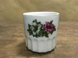 WH26275【四十八號老倉庫】全新 早期 台灣 素白 橢圓形 茶壺 壺蓋 9.8/6.8cm 1蓋價【懷舊收藏拍片道具 歷史價格詳細信息