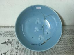 WH27834【ㄚ嬤ㄟ硘仔】全新 早期 台灣 淡藍釉 手繪 胭脂紅 花 碗 淺寬碗 16.5cm 1碗價 完整 歷史價格詳細信息