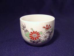 WH8641【四十八號老倉庫】全新 早期 台灣 清輝窯 玫瑰花 碟子 深碟 醬油碟 豆油滴仔 茶杯 80cc 2杯價 歷史價格詳細信息