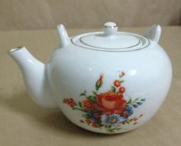 WH5821【ㄚ嬤ㄟ硘仔】全新 早期 台灣製 CHING TAI CHEN 紅玫瑰 土瓶 茶壺 500cc 附提把 歷史價格詳細信息