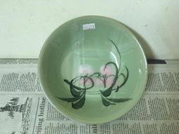 WH27594【四十八號老倉庫】全新 早期 台灣 手繪 胭脂紅 花 碗 16cm 小瑕 1碗價【懷舊收藏拍片道具】 歷史價格詳細信息