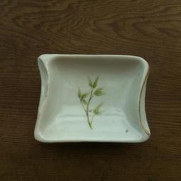 WH8641【四十八號老倉庫】全新 早期 台灣 清輝窯 玫瑰花 碟子 深碟 醬油碟 豆油滴仔 茶杯 80cc 2杯價 歷史價格詳細信息