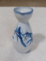 早期香山瓷器醬油碟/台灣早期陶瓷/早期青花手繪竹葉醬油碟/早期老瓷器/阿公阿嬤的老碗盤/阿嬤硘仔/古早碗盤/早期食器皿 歷史價格詳細信息