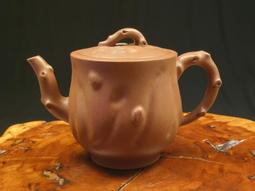 ～壺風茶道~23038《宜興紫砂 段泥 四方傳爐壺》約340cc 宜興紫砂壺、紫砂、普洱茶、茶壺 歷史價格詳細信息