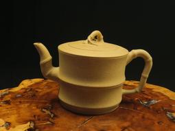 ～壺風茶道~23038《宜興紫砂 段泥 四方傳爐壺》約340cc 宜興紫砂壺、紫砂、普洱茶、茶壺 歷史價格詳細信息