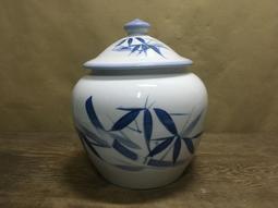 WH28445【四十八號老倉庫】二手 早期 台灣 布燈罩 木柄 木座 拉條開關 桌燈 檯燈 高31cm 1盞價 歷史價格詳細信息