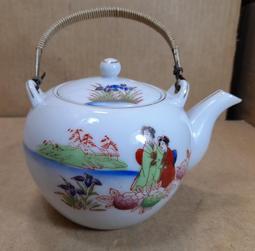 日本 九谷燒 櫻花雀鳥圖復古橢圓盤，長21寬12cm，全新未 文房 收藏 舊藏【勝格玉石店】5730 歷史價格詳細信息