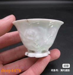清代德化窯品白釉獅子香插 清代德化窯品白 歷史價格詳細信息