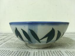 WH27411【四十八號老倉庫】全新 早期 台灣 藍釉 樹葉紋 古早碗 飯碗 米糕碗 碗粿碗 有瑕 1碗價 歷史價格詳細信息