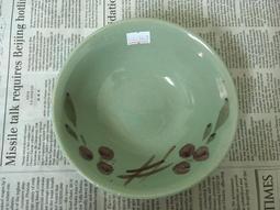 WH27602【四十八號老倉庫】全新 早期 台灣 綠釉 手繪 胭脂紅 花 碗 深碗 15.5cm 1碗價【懷舊收藏拍片道 歷史價格詳細信息