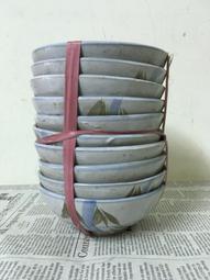 WH27447【四十八號老倉庫】全新 早期 台灣 厚胎 竹編紋 蓋印 青花 福字碗 老碗 13.7cm【懷舊擺飾拍片道具 歷史價格詳細信息