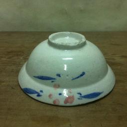 WH4466【四十八號老倉庫】全新 早期 台灣 手繪 胭脂紅 花 碗 淺碗 小盤子 14.3cm 1碗價【懷舊收藏擺飾道 歷史價格詳細信息