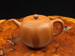 ～壺風茶道~24086《宜興紫砂 朱泥 金瓜壺》約110cc 宜興紫砂壺、紫砂、普洱茶、茶壺 歷史價格詳細信息