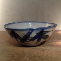 WH12586【四十八號老倉庫】全新 早期 台灣 大洋陶瓷 三足 花器 花盆 花插 插花 寬24cm 1盆價 歷史價格詳細信息