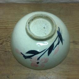 WH7547【四十八號老倉庫】全新 早期 台灣 綠釉 手繪 胭脂紅 花 碗 14.2cm 1碗價【懷舊擺飾拍片道具】 歷史價格詳細信息