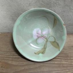 WH13185【四十八號老倉庫】全新 早期 台灣 紅色 布罩 鐵柄座 三段觸控 桌燈 檯燈 高28cm【懷舊收藏擺飾道具 歷史價格詳細信息