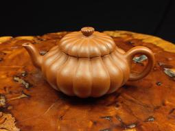 ～壺風茶道~24069《宜興紫砂 原礦段泥粉漿 荸薺壺》約150cc 宜興紫砂壺、紫砂、普洱茶、茶壺 歷史價格詳細信息