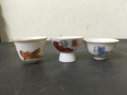 WH28923【四十八號老倉庫】全新 早期 台灣 玫瑰花 酒杯 茶杯 35cc 2杯價【懷舊收藏拍片道具】 歷史價格詳細信息