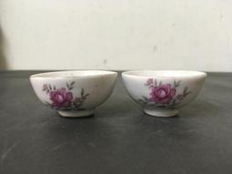 WH28932【四十八號老倉庫】二手 早期 台灣 茶色 螺旋紋 玻璃燈罩 吊燈 1盞價【懷舊收藏拍片道具】 歷史價格詳細信息