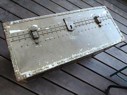 大稻埕 百年商行 老屋 日治 鑲嵌 喫菸 案置 . 異種木材 手工鑲嵌 結合 . 極美 完整品 歷經百年  難得無傷 . 歷史價格詳細信息