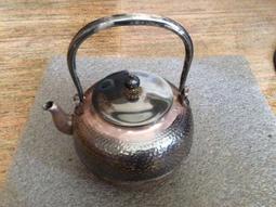 日本一刀齋虎徹作VG10洋式180mm三德刀K-VGSAG180(槌目大馬革紋;33層積層鋼;龍骨黑合柄;高橋楠手工製造) 歷史價格詳細信息