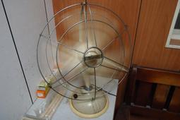 古董/義大利製/NINA RICCI/包包/芥末色/ 真皮/手提包/時尚包（使用空間大） 歷史價格詳細信息