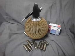 氣泡水機 蘇打水機 便攜式氣泡水機 商用蘇打水氣泡機 家用自制碳酸汽水奶茶店 歷史價格詳細信息