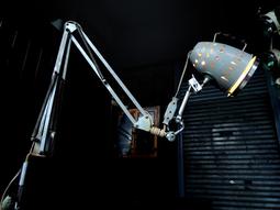 LOFT 工作桌 USA 極高強度 油壓 鋼鐵怪獸 四軸心 工作桌檯 展示檯 歷史價格詳細信息