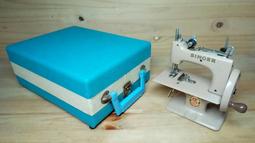 1966 Peanuts Charlie Brown Boucher Pocket Dolls 7&quot; Figure Snoopy 歷史價格詳細信息