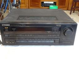 VSX Womens Victoria sport black white sports bra medium 歷史價格詳細信息