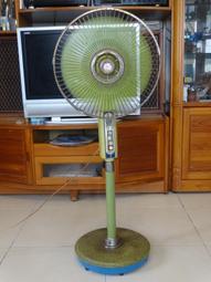 (葉)懷舊 擺設 道具 早期卡式錄音機可過電 有雜音 缺電池蓋 歷史價格詳細信息