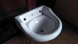 蛋形 圓盆 超小 白瓷 古洗手檯 極可愛. 尺寸 約 30.現況 尚未清洗 價格比較,價格查詢,歷史價格詳細信息