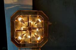 特殊版本 手工包八角 特殊 金屬 硬派銅燈 導角玻璃 完美 . 長約 36 歷史價格詳細信息