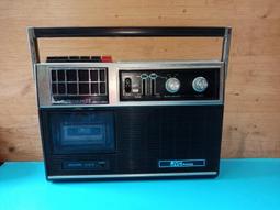 庄腳柑仔店~早期日本製國際牌收錄音機 歷史價格詳細信息