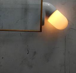 特殊版本 完美件  高度可調 全件百分百完美 . 順暢 滑順 整體100分 . 大型落地 旋轉 吊掛 衣架 最矮 143 歷史價格詳細信息