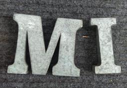 二手市面稀少復古鐵製品檯燈紅色(未測試當收藏/裝飾品) 歷史價格詳細信息