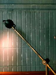 銅燈 幾何 陣列 老燈  . 純銅 鑲嵌 完美品 . 全件完整 底座木板 . 尺寸 33.5台中Under Object 歷史價格詳細信息