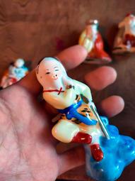 台中 Under Object  少見 spaceage 雙色層 玻璃甜甜圈  . 太空 凸玻璃 經典 橘白 對比色感 歷史價格詳細信息