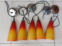 吊燈(9)~E27~250V 6A~不附燈泡~無吸頂盤~功能正常~早期日本燈座~裙襬造型玻璃燈罩 歷史價格詳細信息