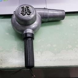 早期吹風機(3)~小型~鐵殼+塑料~達新牌?不確定~功能正常~懷舊.擺飾.道具 歷史價格詳細信息