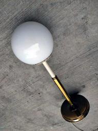 超美 銅桿 三頭 吊燈 傘狀 銀行燈老玻璃 . 難得 大型 極美 全完整件 . 極美 e27普通規格燈頭 僅一件 . 含 歷史價格詳細信息