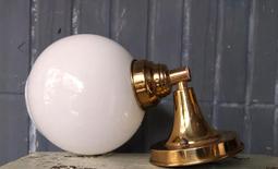 奶油球燈 拋燈 壁燈 . 球徑約 15-16 亮面奶油球 老燈 早期 歷史價格詳細信息