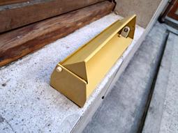 台中 Under Object   特殊 超小型 手風琴 . 狀態完整 非常漂亮  . 金屬殼 聲音優美  . 留言處有 歷史價格詳細信息