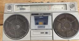 二手市面稀少復古收音機(上電無反應當收藏/裝飾品) 歷史價格詳細信息