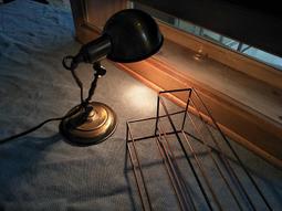 Desktop Spinning Cross With Hebrews 11:1 Quote 歷史價格詳細信息