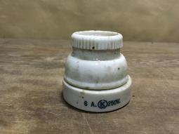 WH26083【四十八號老倉庫】全新 早期 台灣 紫砂 茶杯 30cc 4杯價 1小瑕【懷舊收藏拍片道具】 歷史價格詳細信息