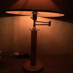 WH13088【四十八號老倉庫】二手 早期 台灣 壓克力珠珠綴飾 紙PVC燈罩 木座 桌燈 檯燈 高41cm【懷舊收藏拍 歷史價格詳細信息