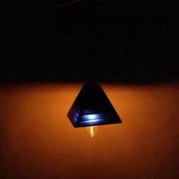 WH14503【四十八號老倉庫】二手 早期 壓克力珠珠墜飾 球柄 鐵座 三段觸控 桌燈 檯燈 高32cm【懷舊收藏拍片道 歷史價格詳細信息