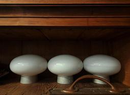 台中 Under Object 歐洲 桌燈 鐵殼 檯燈 老燈 高46底徑16.5 紅色 可調 歷史價格詳細信息