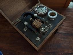 日治 古藥品招牌 TRADE MARK 藥招  . 手刻 木招牌 一日丸 . 64 / 34 . #藥招 #日據時代 # 歷史價格詳細信息